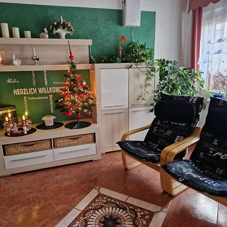 Am Oepitzer Berg Appartamento Pößneck